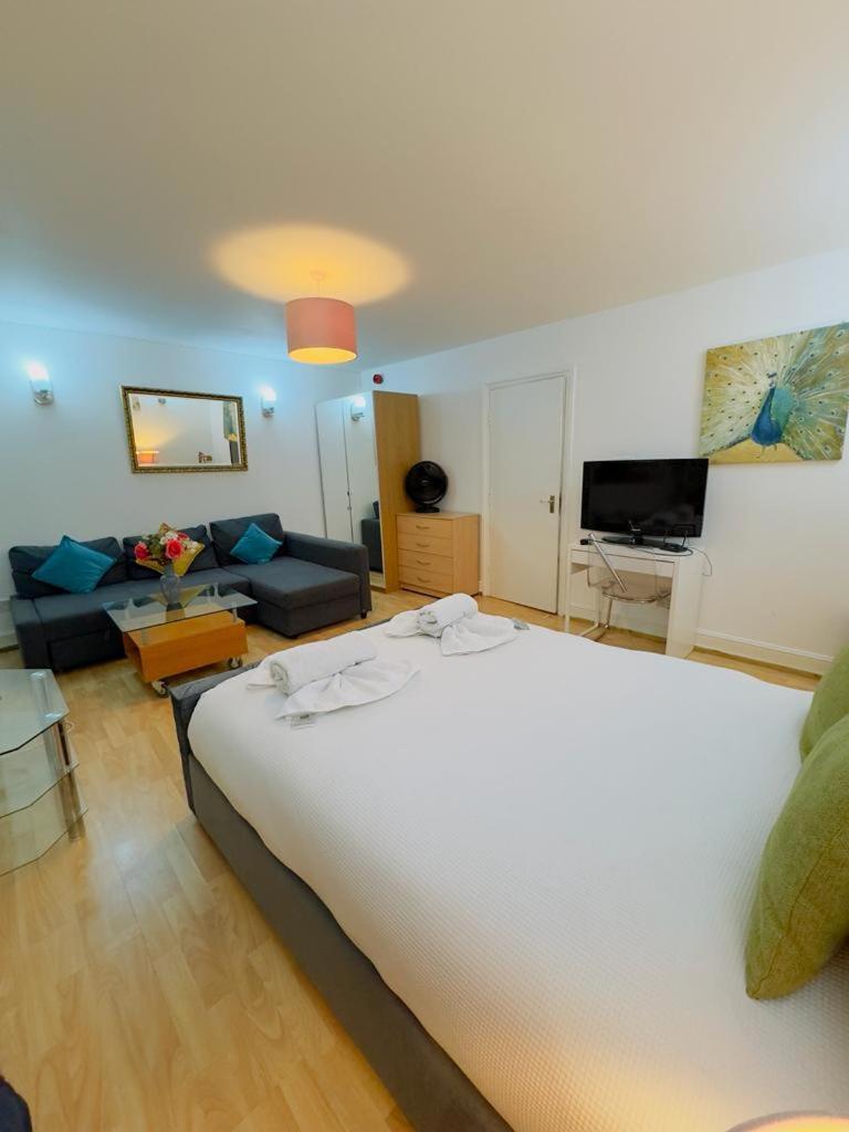 Bright Budget Studio Apartment In Central London Bagian luar foto
